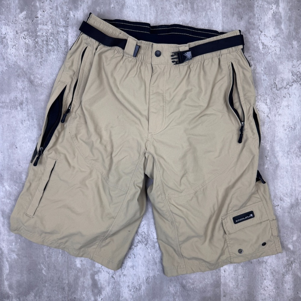 Endura MTB Shorts Mens XXL Tan Hummvee Mountain Bike Hike Integrated Belt